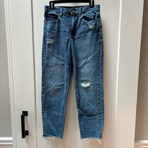 Uniqlo stonewash relaxed tapered mid rise distressed jeans woman’s size 24